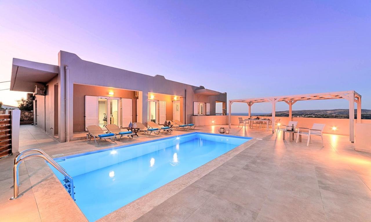 Villa Di Giorgio Heated Pool Kournas Exterior photo